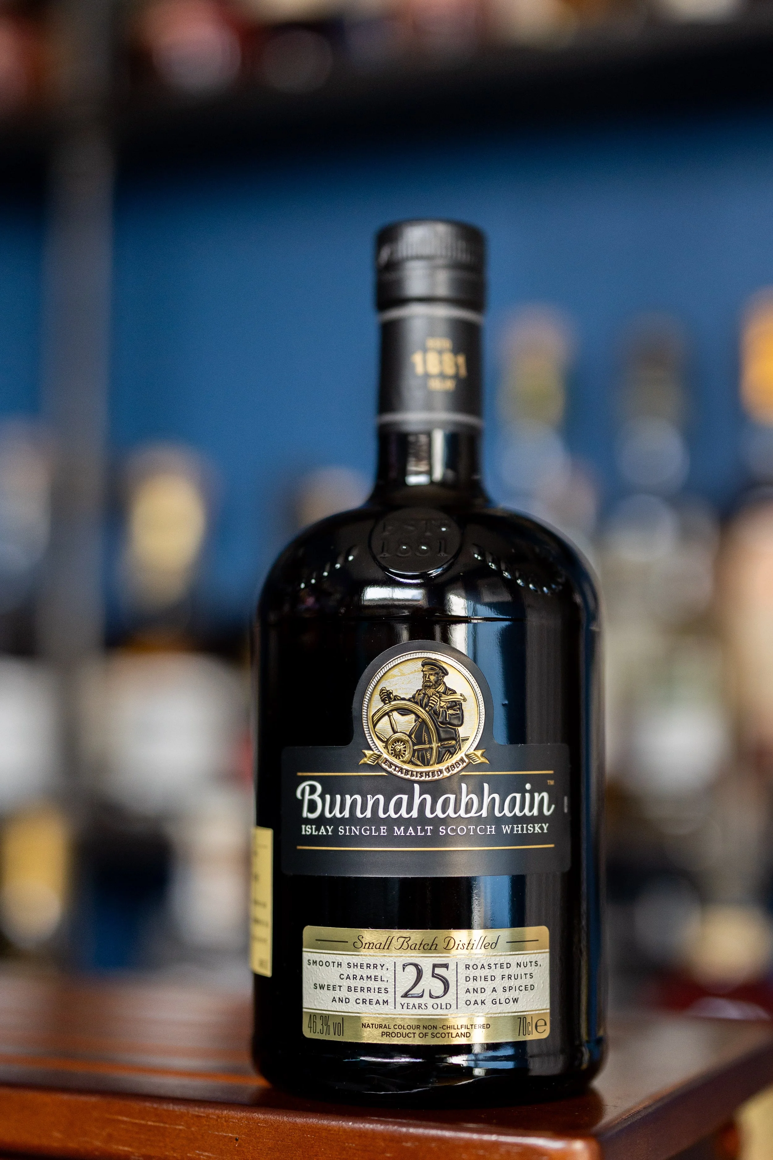メーカー正規品ブナハーブン25年 Bunnahabhain25years Amazon.co.jp: ブナハーブン25年 [ ウイスキー イギリス 700ml